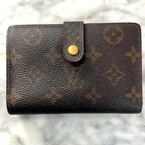 LV Bifold compact wallet 😍